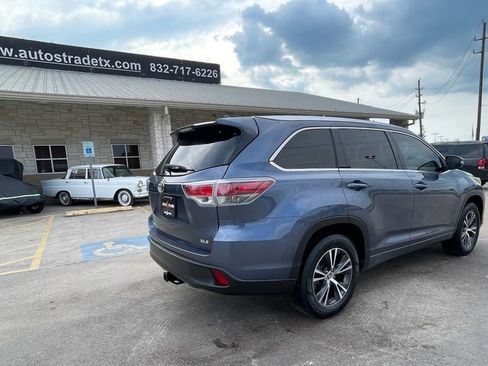 Used 2016 Toyota Highlander XLE FWD image 5