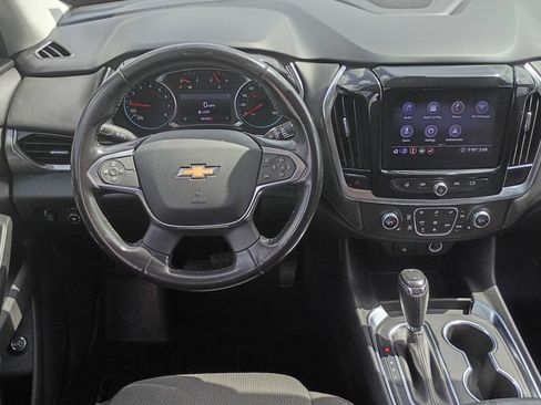 Used 2020 Chevrolet Traverse LT FWD image 31