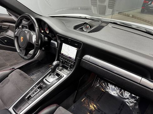 Used 2015 Porsche 911 Carrera S image 49
