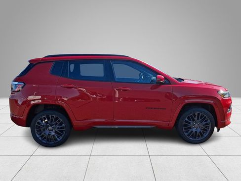 Used 2022 Jeep Compass Limited AWD/4WD image 8