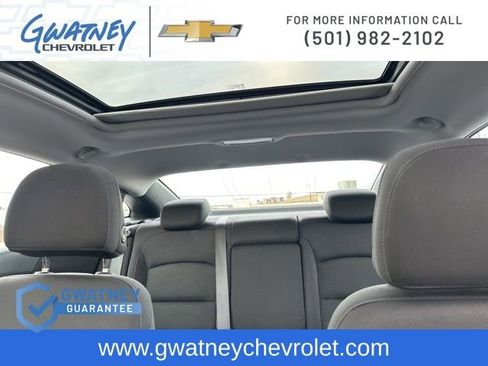 Used 2024 Chevrolet Malibu LT image 28