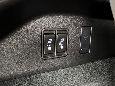 Used 2022 Lexus RX 350L Premium image 43