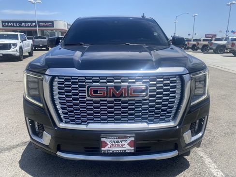 Used 2023 GMC Yukon XL Denali AWD/4WD image 32