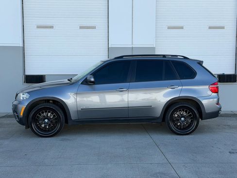 Used 2013 BMW X5 xDrive35i w/ Convenience Pkg image 2