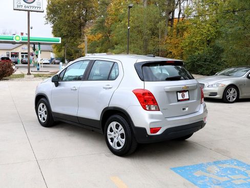 Used 2017 Chevrolet Trax LS FWD image 5