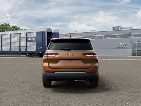 New 2026 Jeep Grand Cherokee L Limited AWD/4WD image 7