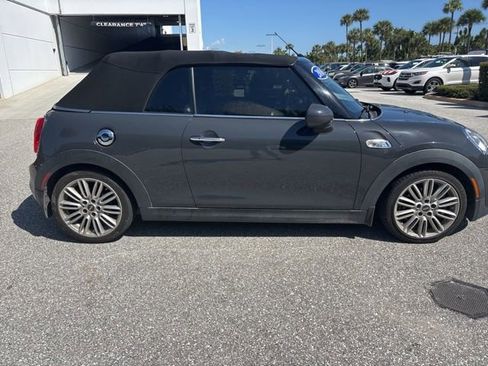 Used 2016 MINI Cooper S image 2