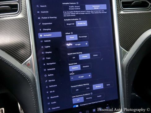 Used 2018 Tesla Model X P100D image 31