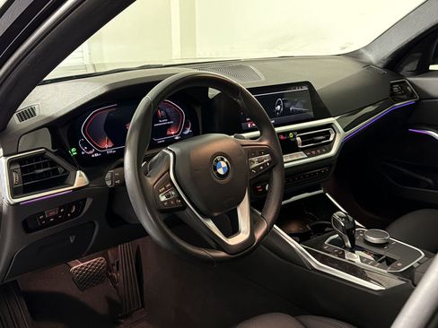 Used 2021 BMW 330i Sedan w/ Driving Assistance Package RWD image 3