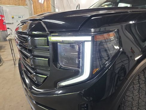 Used 2023 GMC Sierra 1500 Elevation w/ LPO, GMC Protection Package AWD/4WD image 29