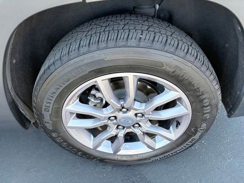 Used 2023 GMC Terrain SLT w/ Tech Package AWD/4WD image 26