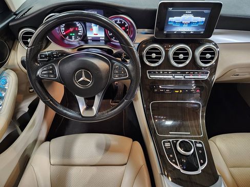 Used 2019 Mercedes-Benz GLC 300 image 47