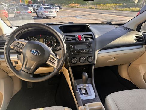 Used 2014 Subaru Crosstrek 2.0i Premium w/ Popular Package #1 AWD/4WD image 7