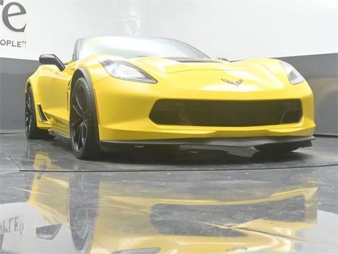 Used 2019 Chevrolet Corvette Grand Sport image 3