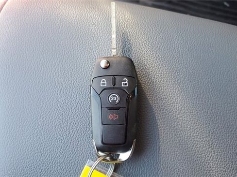 New 2026 Ford F450 XL w/ XL Chrome Package image 34