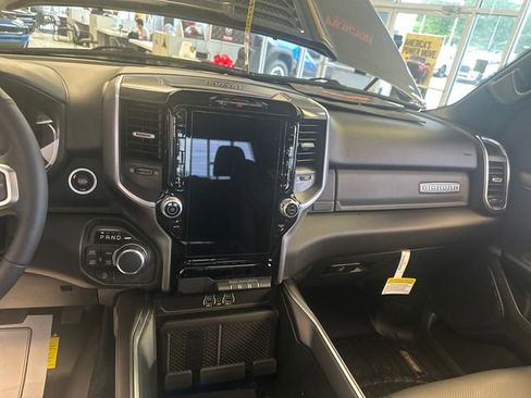 New 2026 RAM 1500 Big Horn AWD/4WD image 13