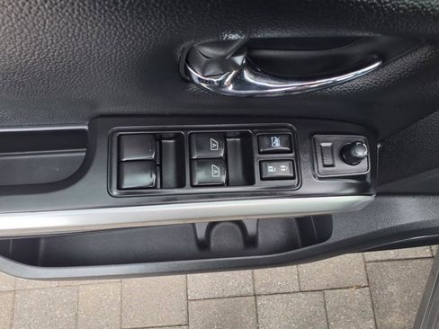 Certified 2024 Nissan Titan SV image 20