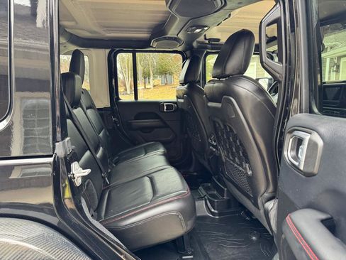 Used 2018 Jeep Wrangler Unlimited Rubicon w/ Steel Bumper Group image 21