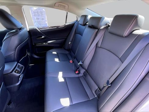 Certified 2024 Lexus ES 350 w/ Accessory Package (Z1) FWD image 18
