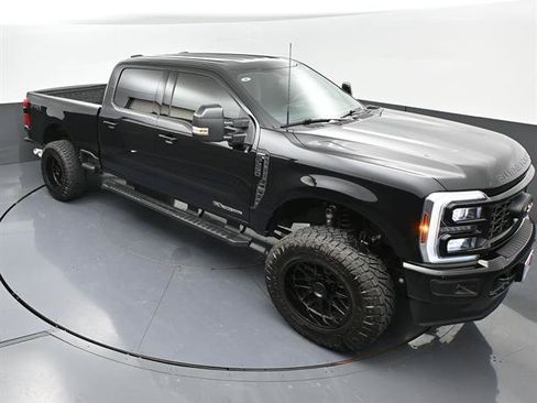 Used 2025 Ford F250 Lariat w/ Black Appearance Package AWD/4WD image 40