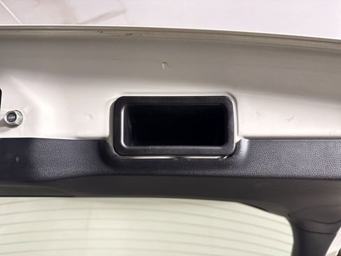 Used 2024 Subaru Crosstrek 2.0i image 33