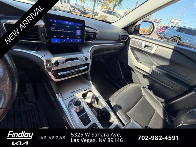 Used 2022 Ford Explorer XLT w/ Equipment Group 202A RWD image 12