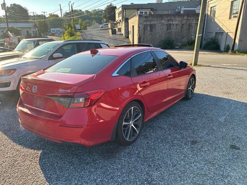 Used 2024 Honda Civic Touring image 10