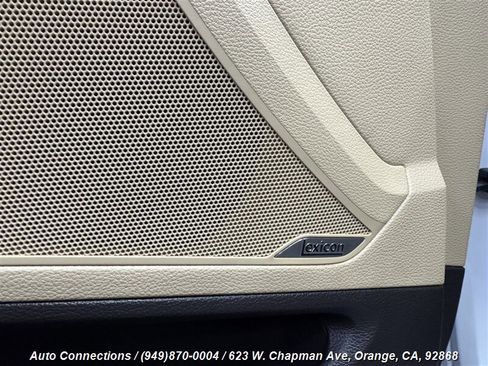 Used 2015 Hyundai Genesis 3.8 w/ Option Group 02 image 28