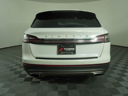 Used 2022 Lincoln Nautilus Reserve w/ Equipment Group 201A FWD image 6