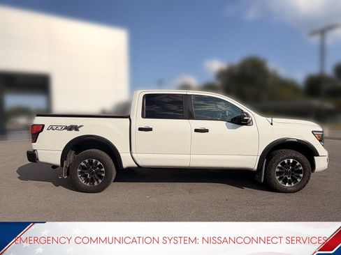 Used 2021 Nissan Titan PRO-4X w/ Pro-4x Convenience Package AWD/4WD image 7