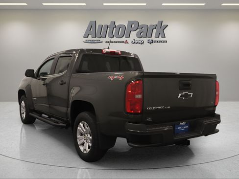 Used 2018 Chevrolet Colorado LT w/ LT Convenience Package AWD/4WD image 4