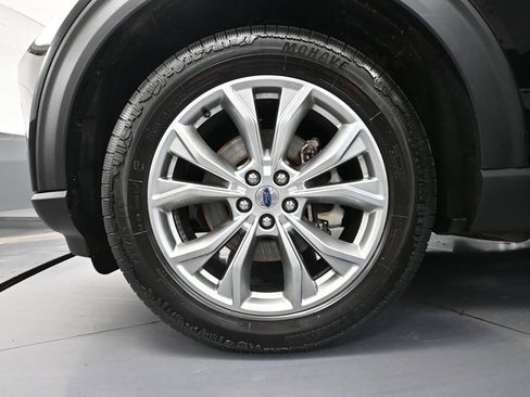 Used 2020 Ford Explorer Limited AWD/4WD image 16