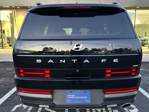 Used 2024 Hyundai Santa Fe Limited image 4