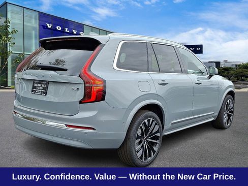 Used 2026 Volvo XC90 B6 Plus w/ Protection Package Premier AWD/4WD image 5