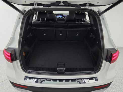 Certified 2026 Mercedes-Benz GLB 250 image 28