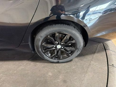 Used 2016 Chevrolet Impala LT FWD image 32