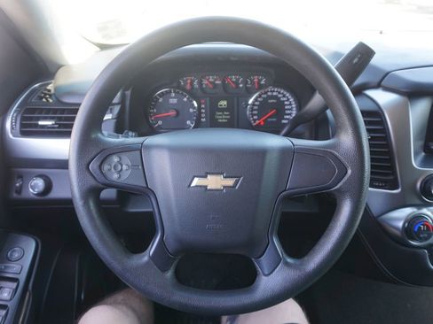 Used 2015 Chevrolet Tahoe 2WD image 3