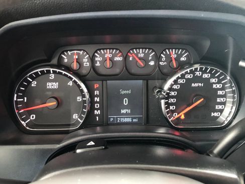 Used 2015 Chevrolet Silverado 2500 W/T w/ WT Convenience Package AWD/4WD image 29
