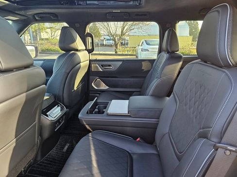 New 2026 INFINITI QX80 Autograph image 22