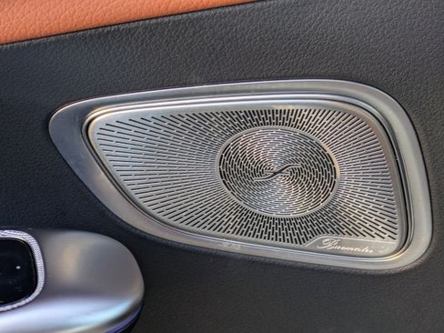 Used 2023 Mercedes-Benz GLC 300 w/ Exclusive Trim Package image 24