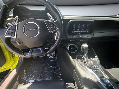 Used 2021 Chevrolet Camaro LT w/ RS Package image 7