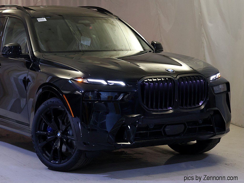 Used 2027 BMW X7 xDrive40i w/ M Sport Package AWD/4WD image 2
