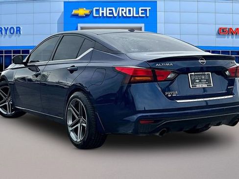 Used 2023 Nissan Altima 2.0 SR FWD image 4