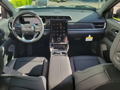 New 2027 GMC Terrain Elevation w/ Elevation Premium Package FWD image 16