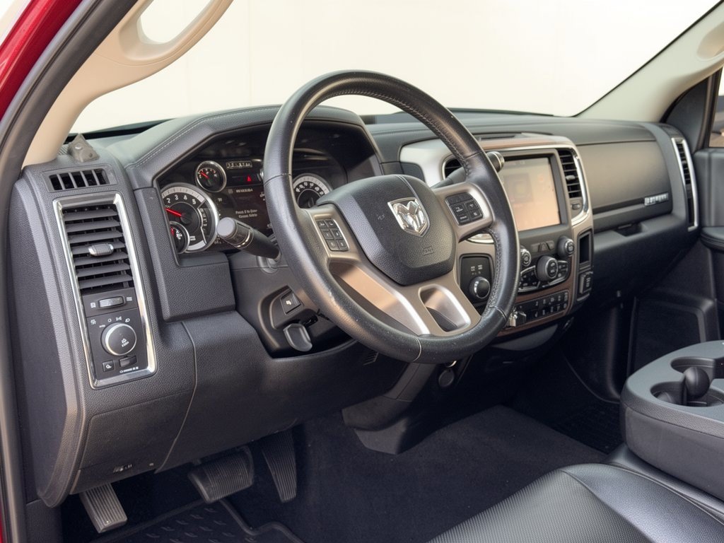 Used 2018 RAM 2500 Laramie w/ Convenience Group AWD/4WD image 4