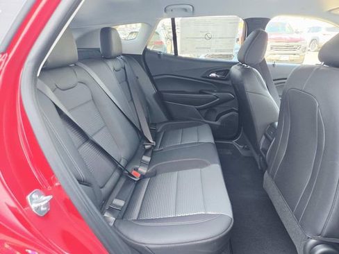 New 2026 Chevrolet Trax LT image 11