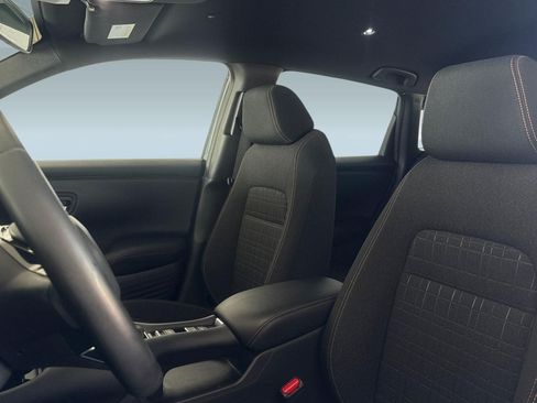 Certified 2024 Honda HR-V Sport image 29