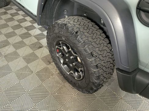 Certified 2023 Jeep Wrangler Unlimited Rubicon w/ Cold Weather Group image 16