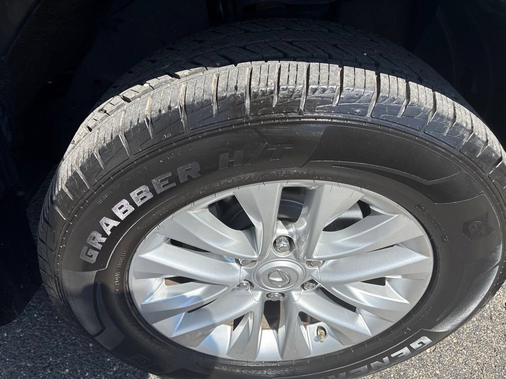 Used 2019 Lexus GX 460 Premium w/ Premium Package AWD/4WD image 7