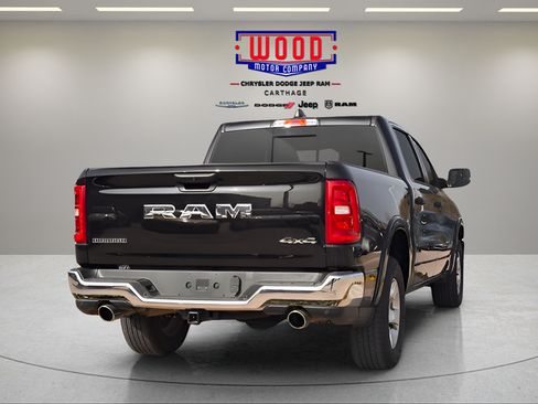 Used 2025 RAM 1500 Big Horn AWD/4WD image 3